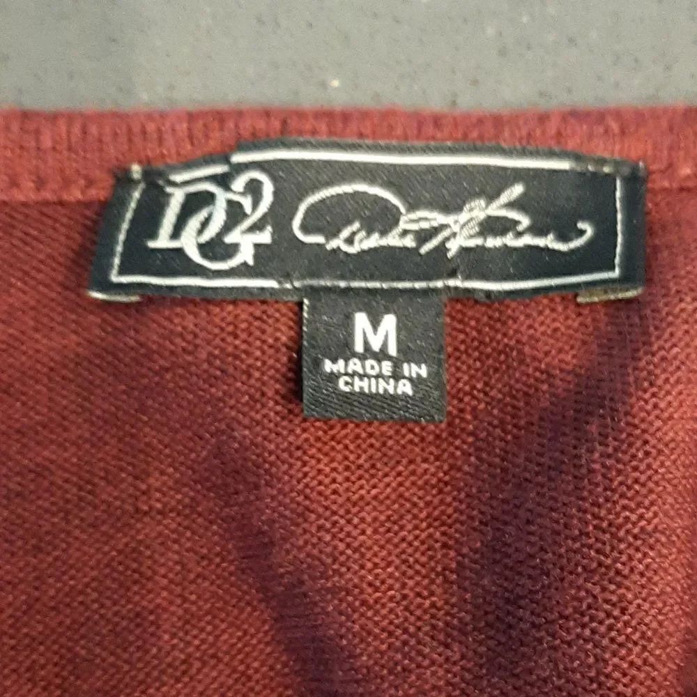 DG2 Maroon Sweater - Picture 8 of 9